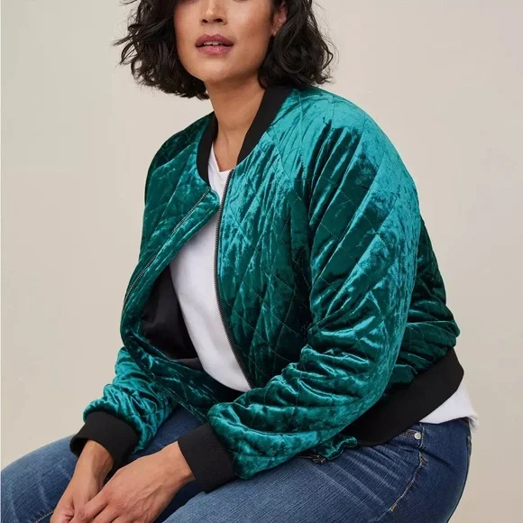 Torrid Women's Green Velvet Bomber Jacket - Picture 4 of 4